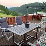 Med Utsikt Til Fjord Og Fjell Дом отдыха