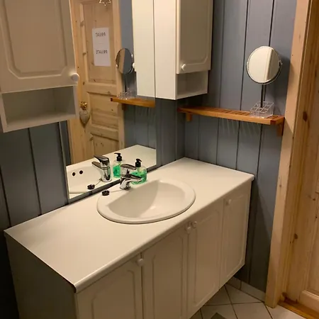 Med Utsikt Til Fjord Og Fjell * Gvammen