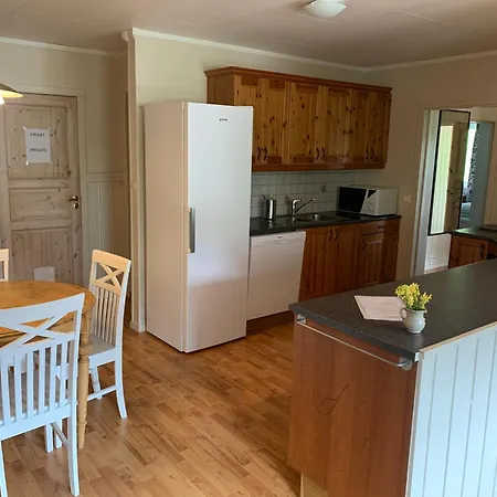 Med Utsikt Til Fjord Og Fjell Holiday home Kvammen