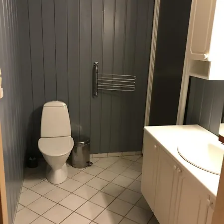 Med Utsikt Til Fjord Og Fjell Holiday home Kvammen