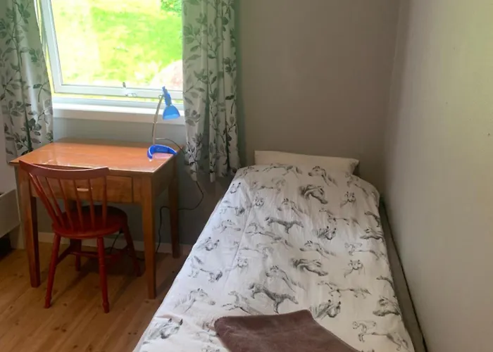 Ferienhaus Med Utsikt Til Fjord Og Fjell