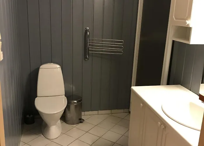 Med Utsikt Til Fjord Og Fjell Ferienhaus Gvammen